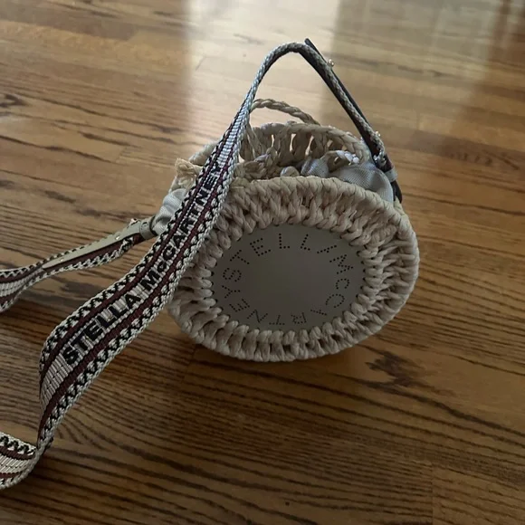 Stella McCartney Natural Woven Round Crossbody Bag, Excellent Used Condition - Picture 2 of 10